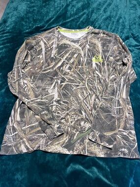 Real Tree Long Sleeve Camo Shirt - Brown & Green Accents